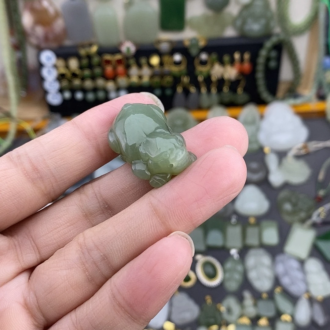 和田玉未镶嵌吊坠(不含链)