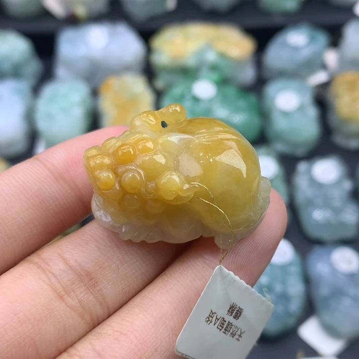 翡翠未镶嵌颈饰天然缅甸翡翠