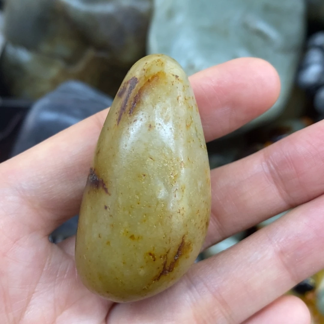 未镶嵌和田玉（糖玉）挂件