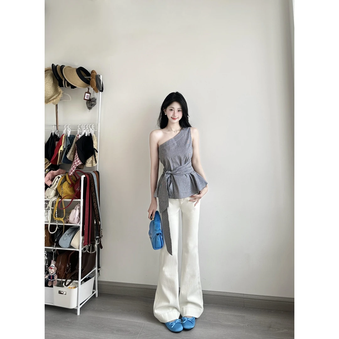 parkyeon法式小香风不规则收腰斜肩吊带上衣白色牛仔微喇裤套装