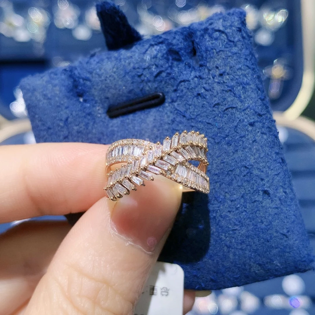 【闪购商品】18K金镶嵌戒托钻石羽毛排戒