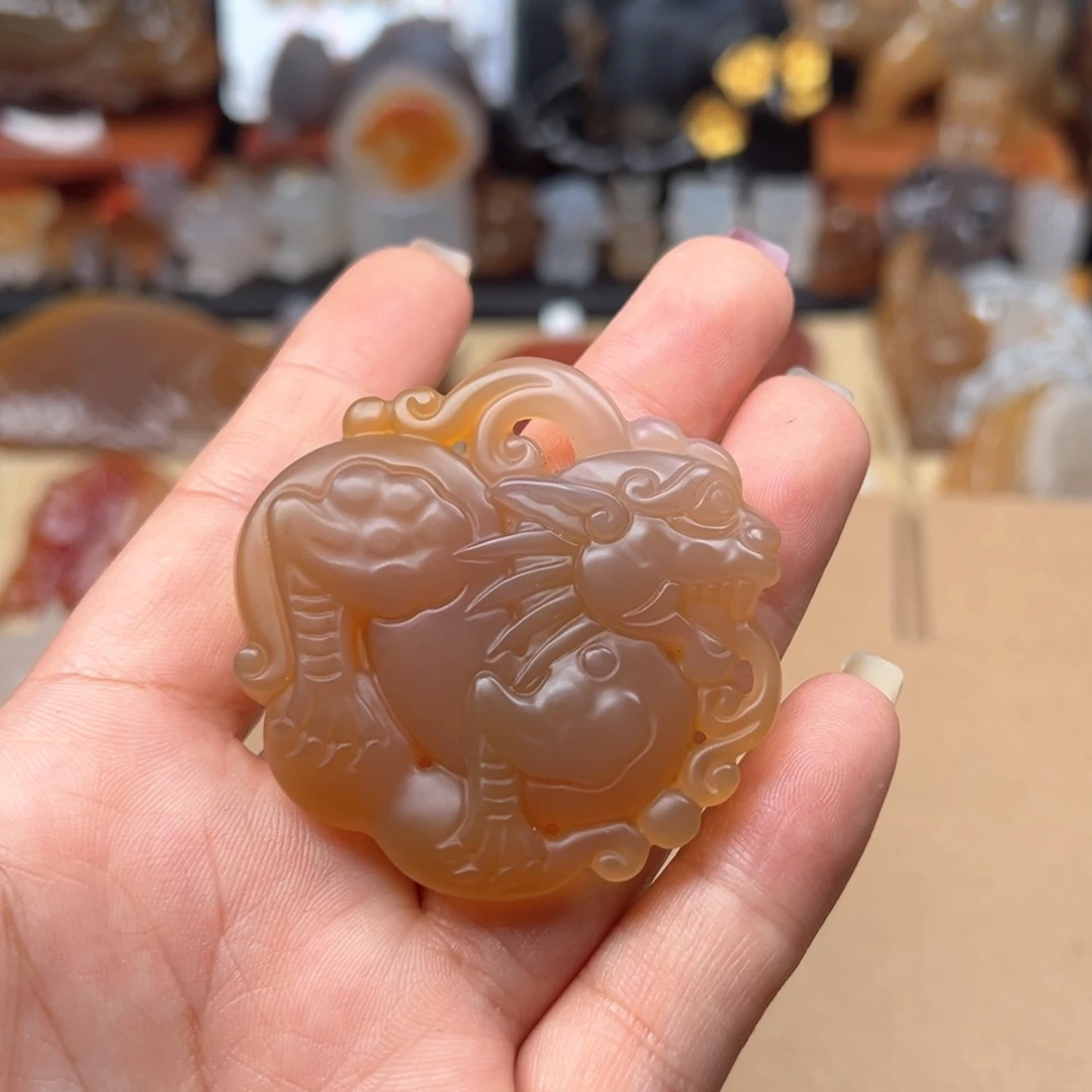 玛瑙/玉髓颈饰合金