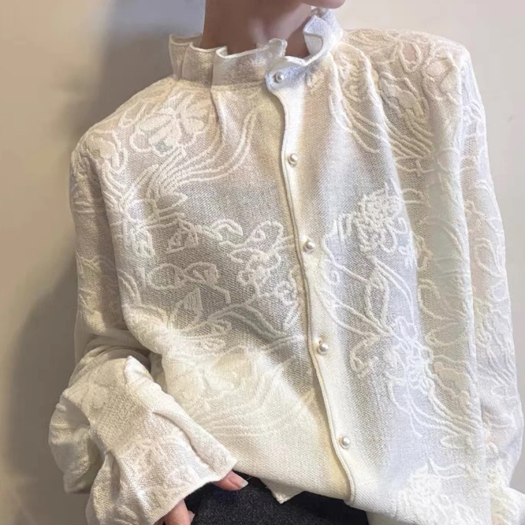 欧洲站2025冬季新款立领木耳边重工立体钩花单排扣针织衫蕾丝开衫