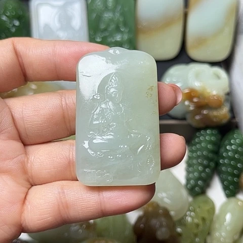 颈饰未镶嵌和田玉画*