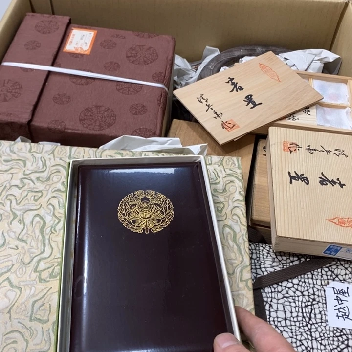 勇***心中古品默认微瑕看好下手