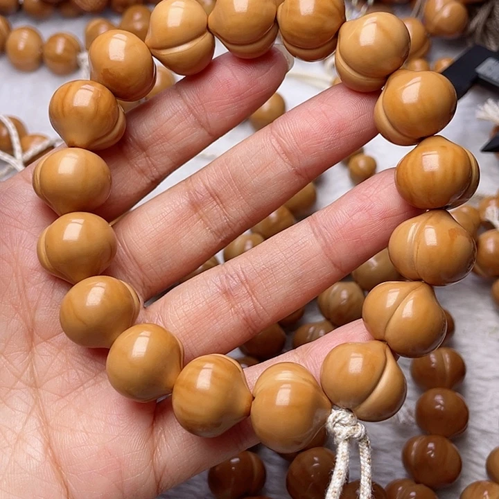 手串猴头核桃叼****316f h j m l