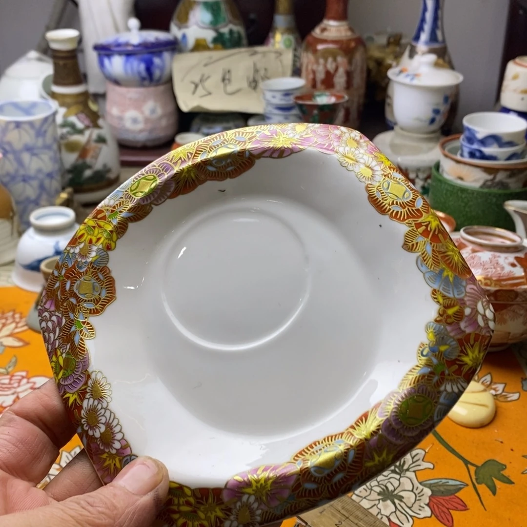 瓷片我是小鱼你要去吃