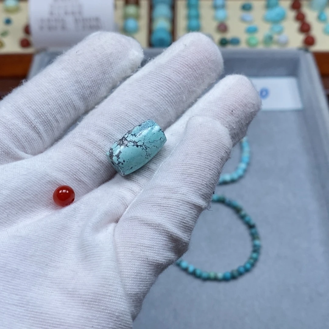 南红玛瑙配饰未镶嵌