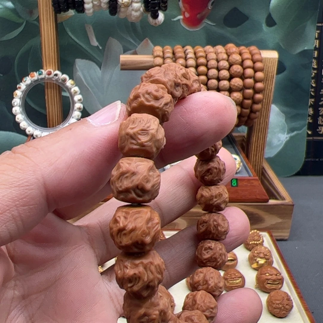 猴头核桃吊坠龙蛇