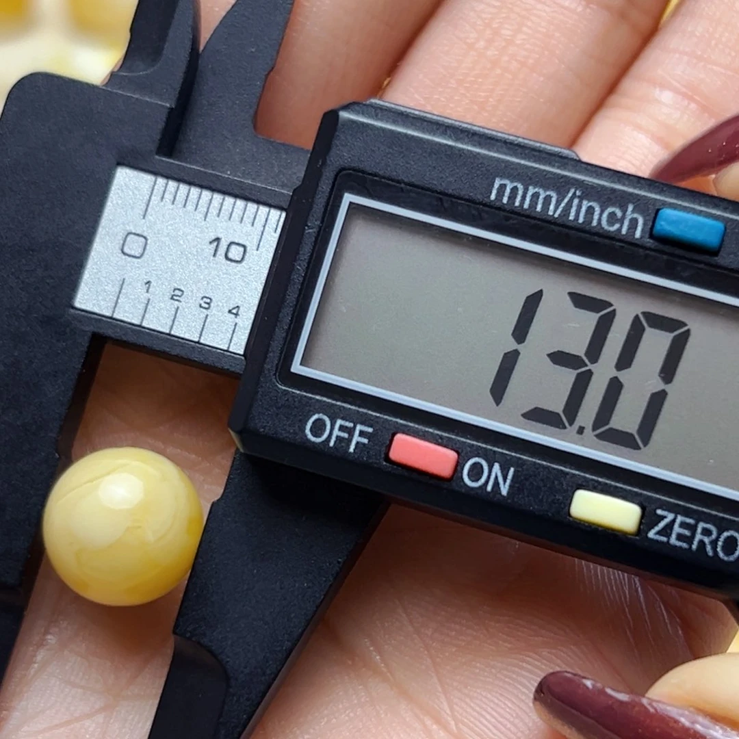 琥珀裸石未镶嵌13mm微瑕单珠