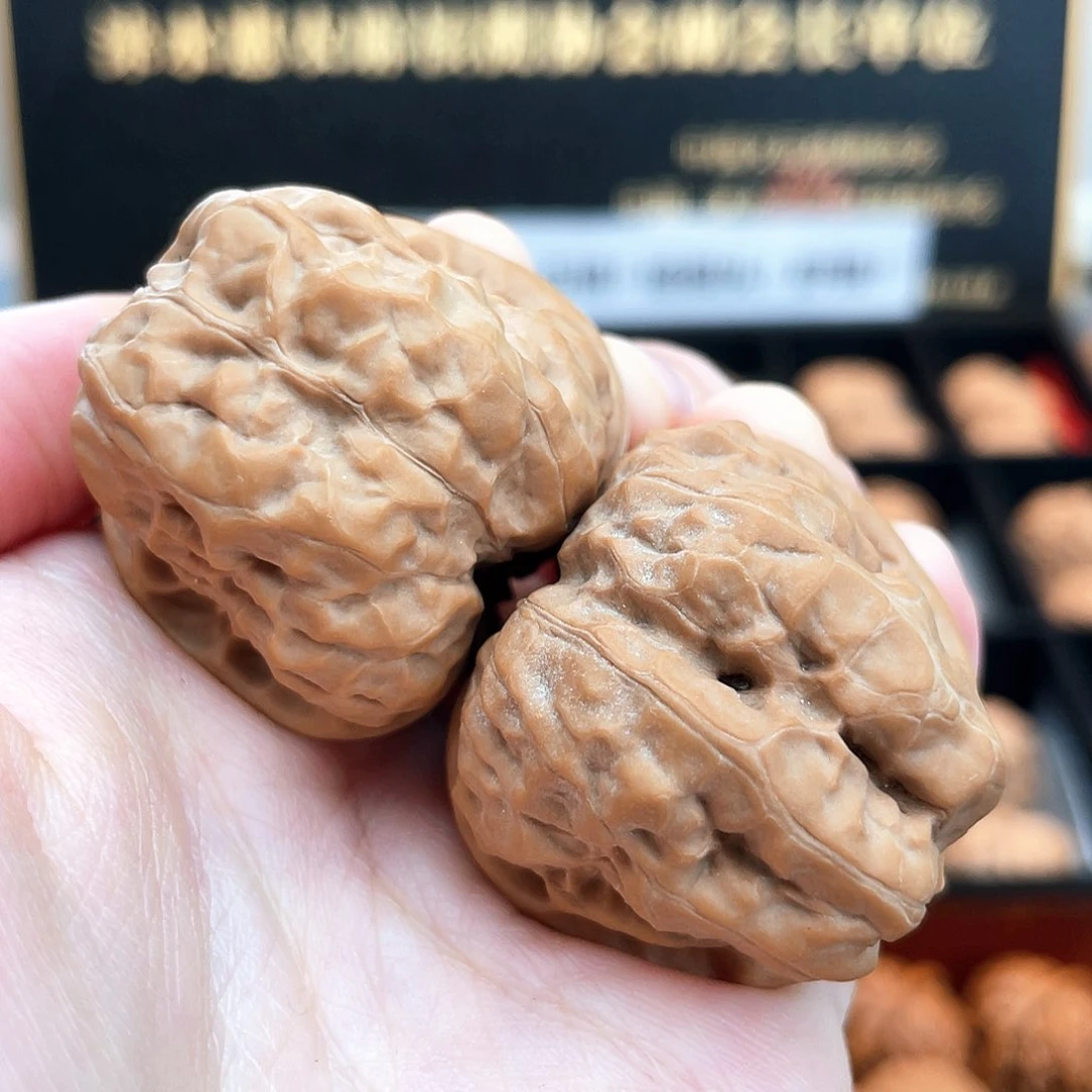 把件文玩核桃疙瘩纹延庆蛙粉红皮天配克重A3702
