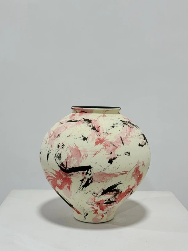 粉色旗袍手工花瓶