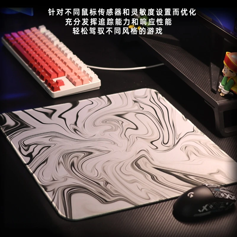 游戏专业电竞细面鼠标垫大号fps定制qck加厚包边吃鸡防滑办公桌垫