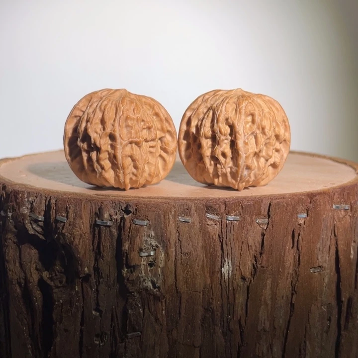 文玩核桃吊坠38磨盘111号