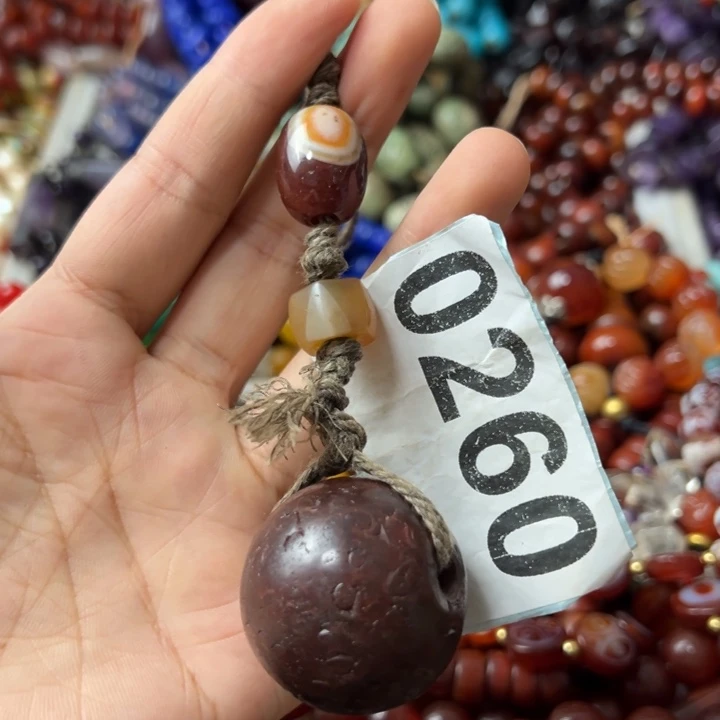 未镶嵌颈饰玛瑙/玉髓