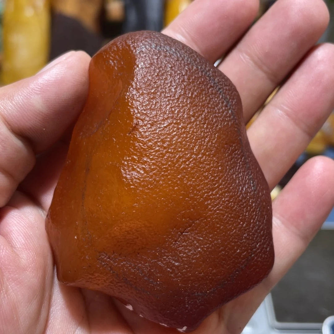 定制琥珀未镶嵌波罗的海琥珀蜜蜡洞雕料带皮雕刻