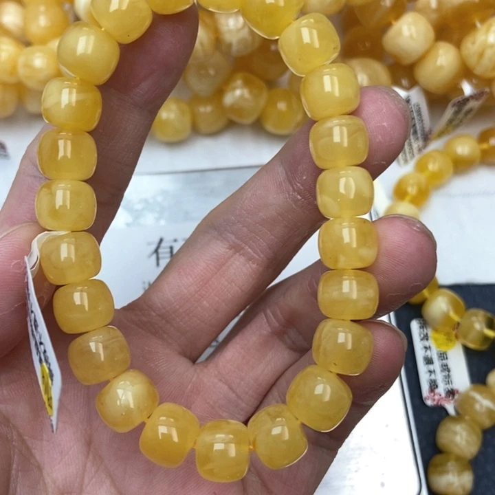 琥珀未镶嵌珠宝奇石6