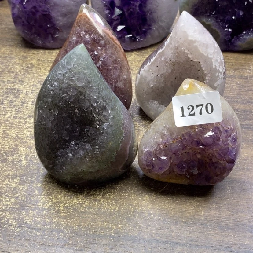 【闪购商品】未镶嵌大型摆件（非配饰）紫晶?**?