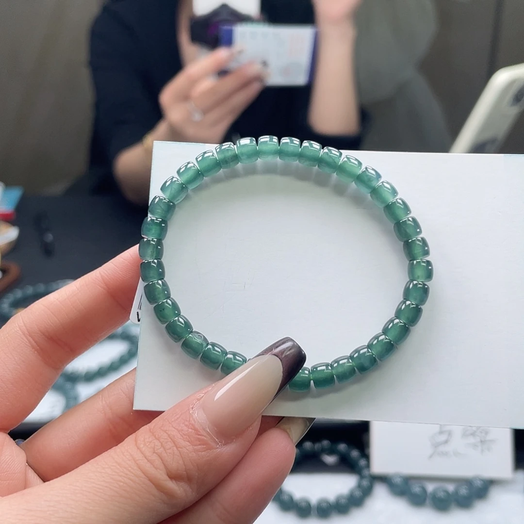 翡翠未镶嵌手串卡6