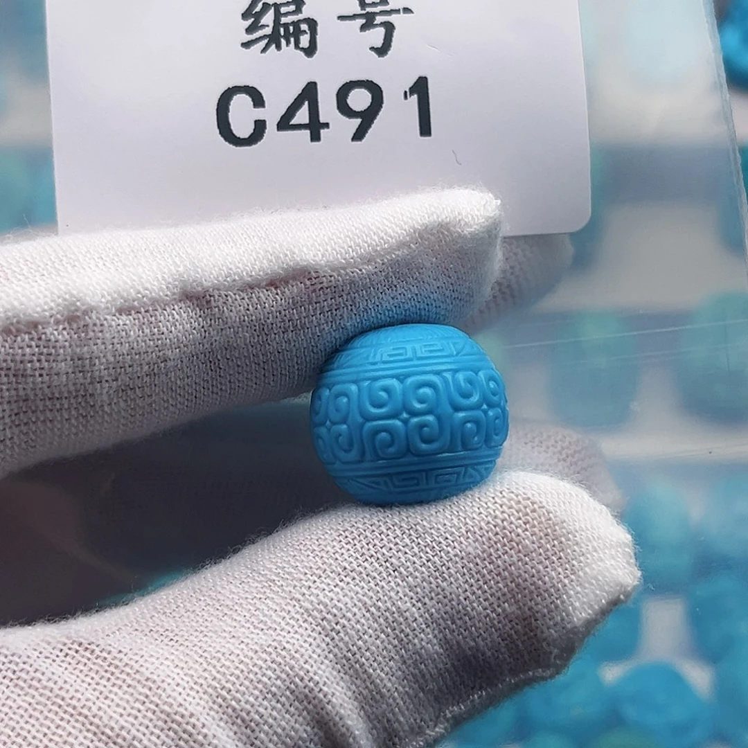 J***E未镶嵌绿松石天然原矿雕刻绿松石