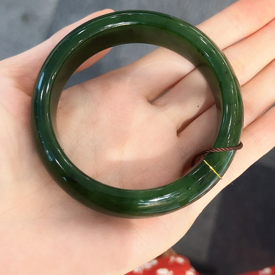 和田玉手镯未镶嵌神****