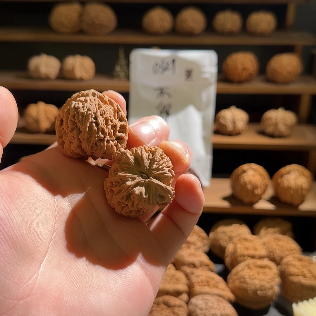 盛***宴几核福利 9.9南疆石