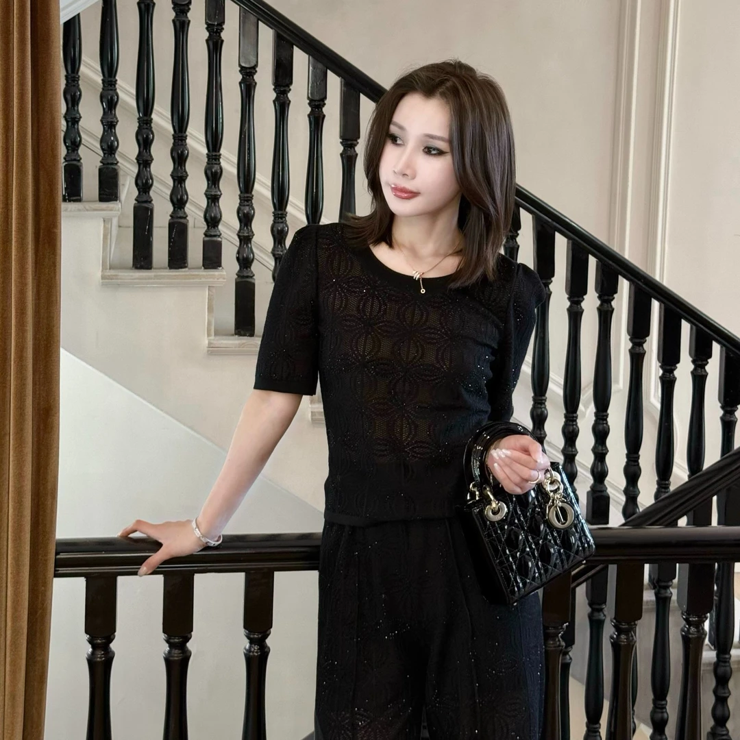LUXURYMEMO【光芒】上衣夏季圆领短袖低调时髦奢感针织衫修身显瘦