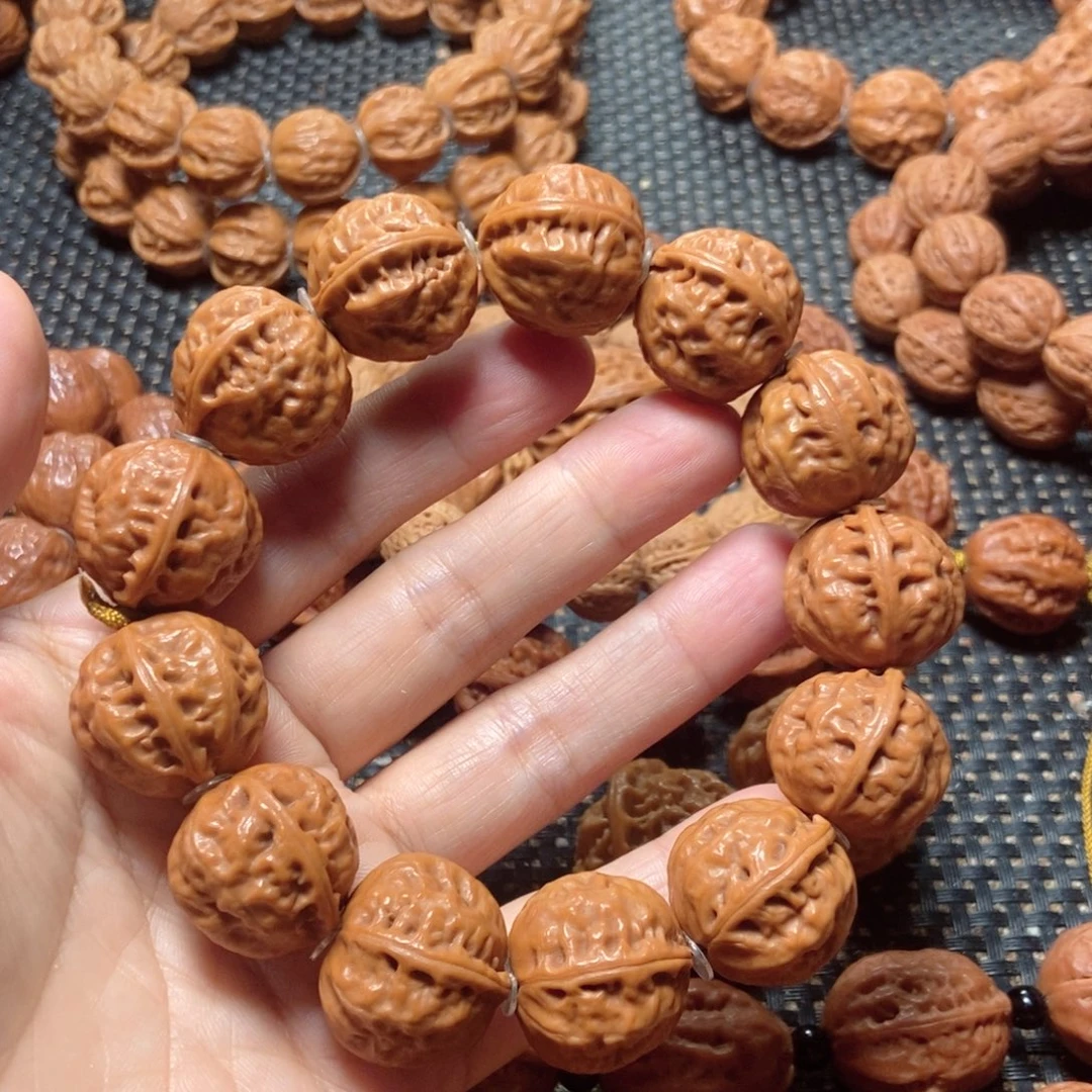 赢***苑吊坠文玩核桃金刚纹手串