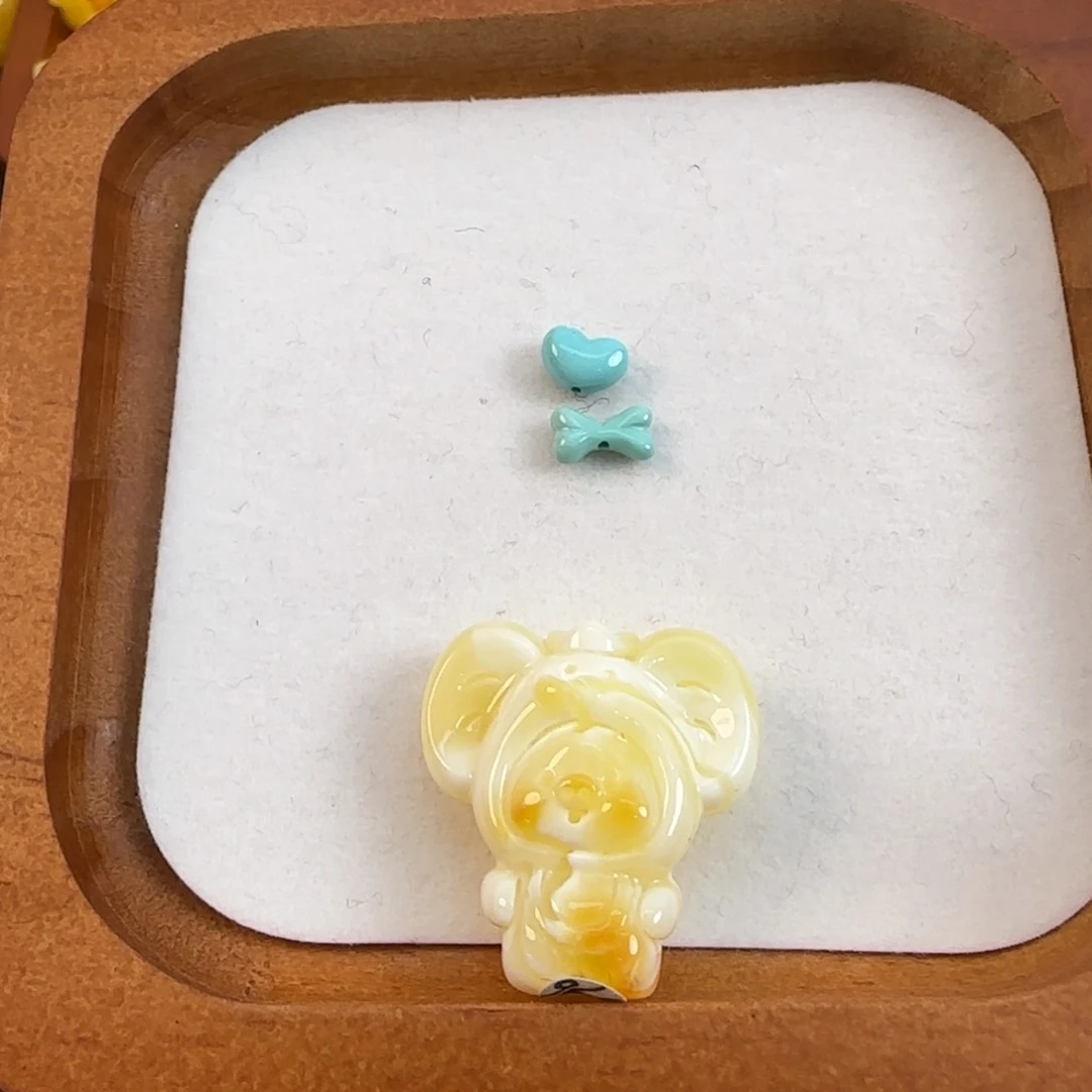 琥珀裸石未镶嵌K****i22222222