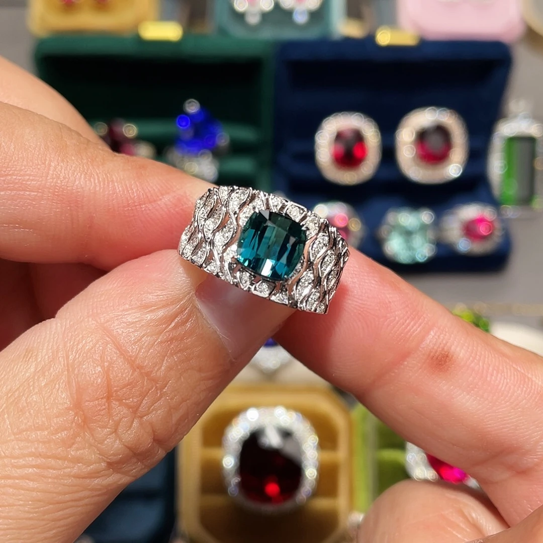 戒指18K金镶嵌碧玺2.47ct