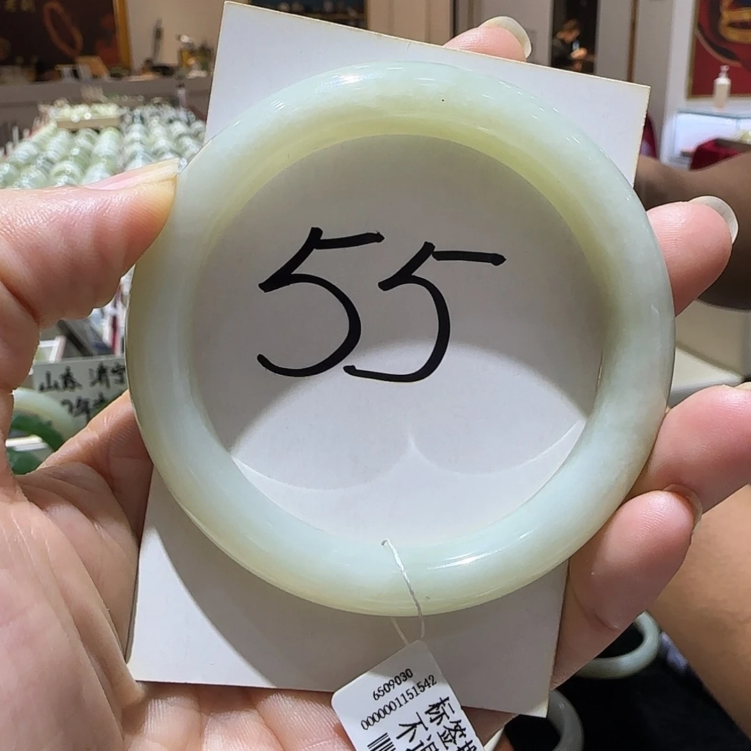 和田玉未镶嵌手镯537