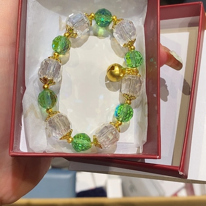 可****AVON中古饰品香水礼盒装