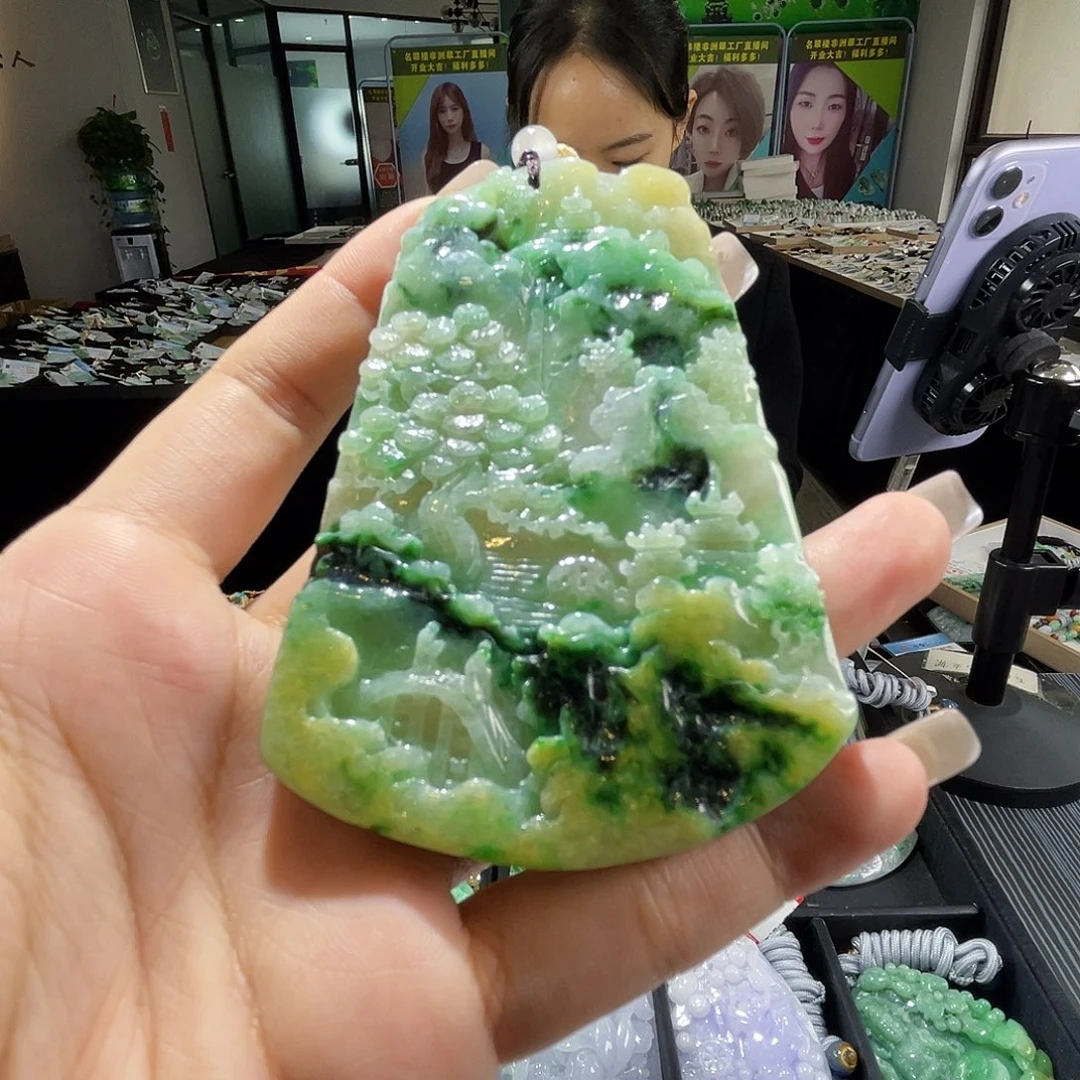 颈饰未镶嵌翡翠一