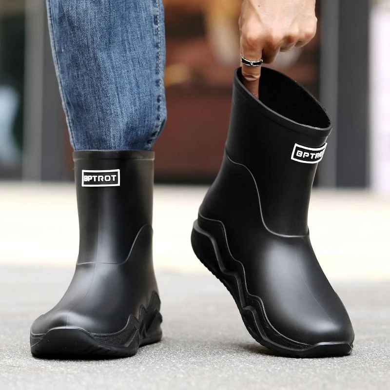 德系雨鞋男款户外休闲中筒水鞋厨房工作防滑雨靴钓鱼防水保暖胶鞋