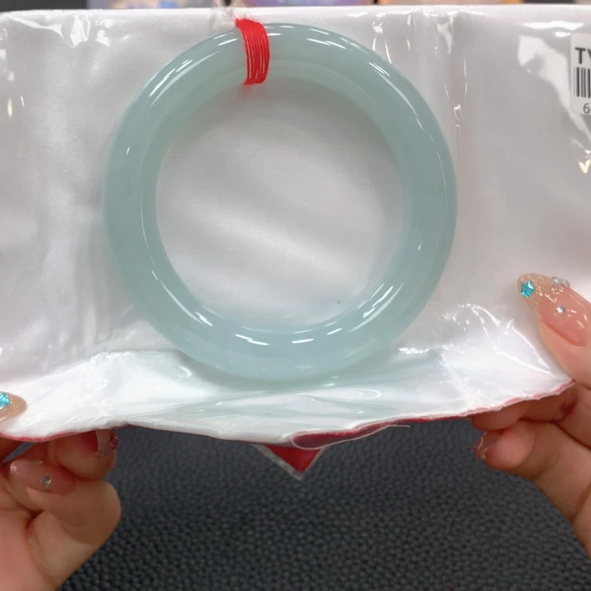 【闪购商品】翡翠手镯未镶嵌翡翠