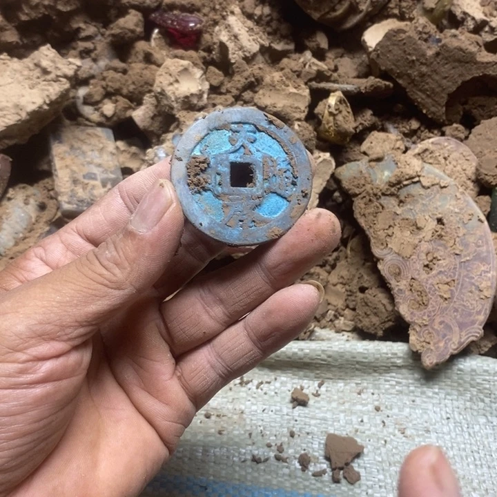 瓷片瓷器紫砂壶摆件