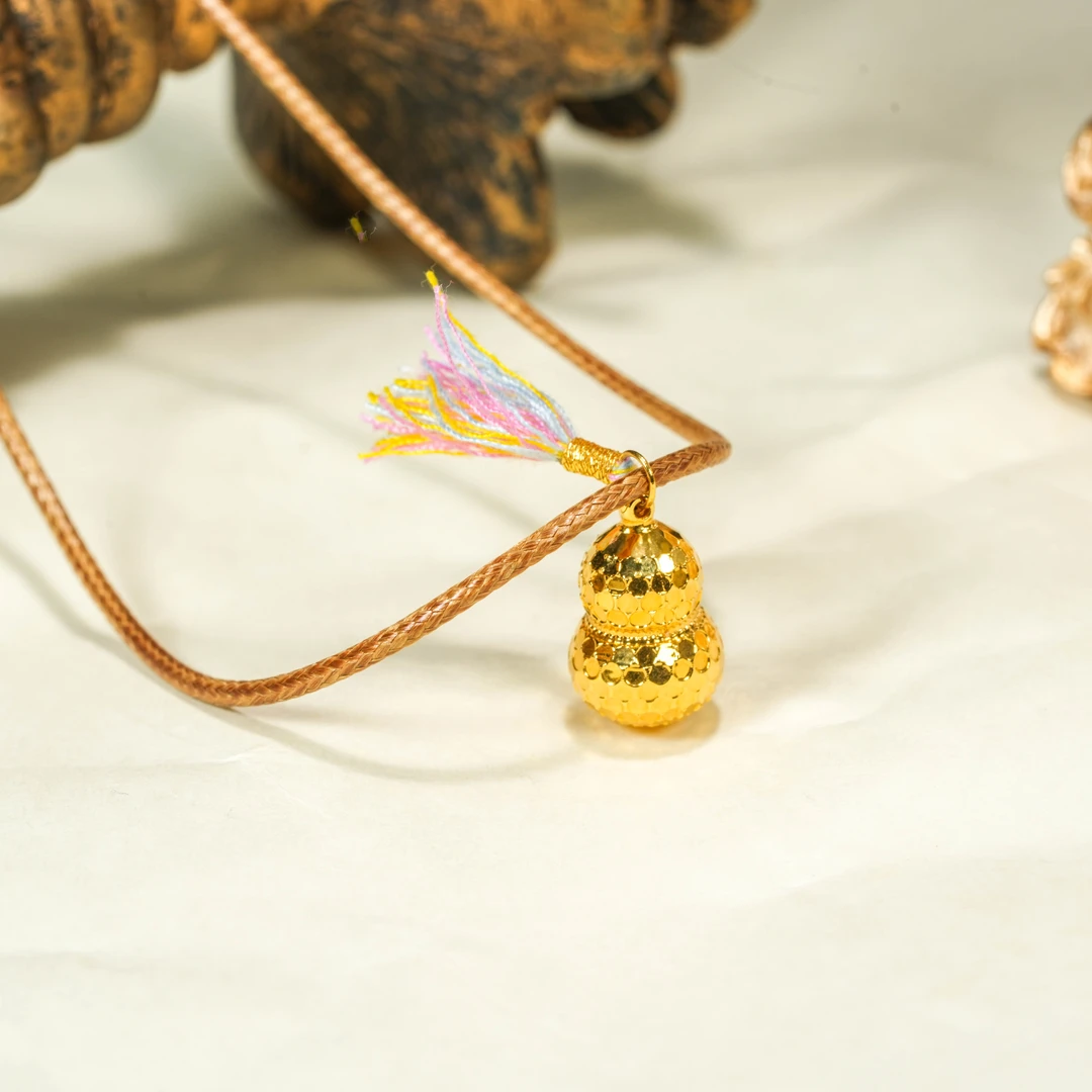 妞妞珠宝严选-18k金碎冰冰葫芦吊坠高端时尚百搭多样性发货一件