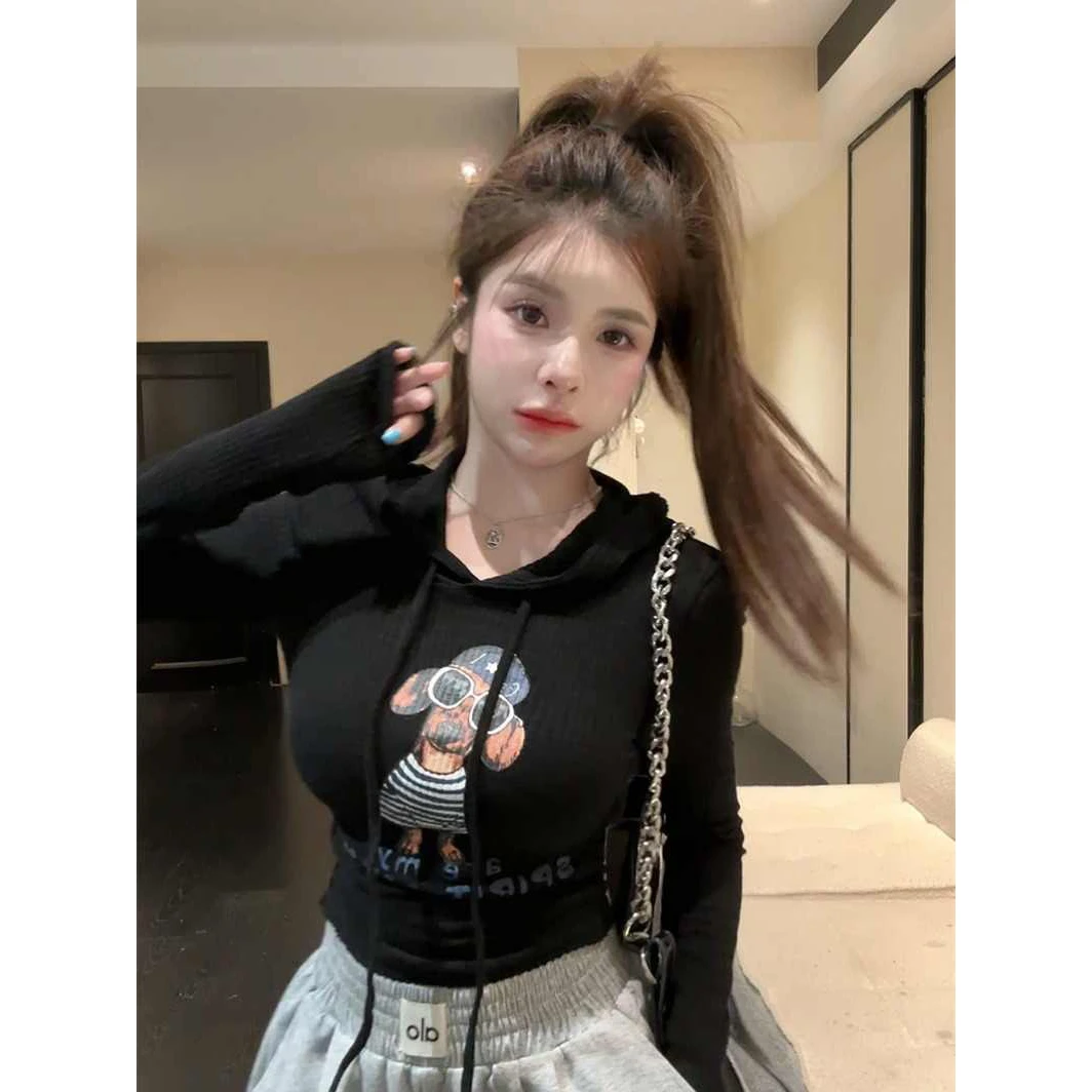 好韩系呀！复古小众狗狗印花连帽卫衣女秋季修身显瘦短款辣妹上衣