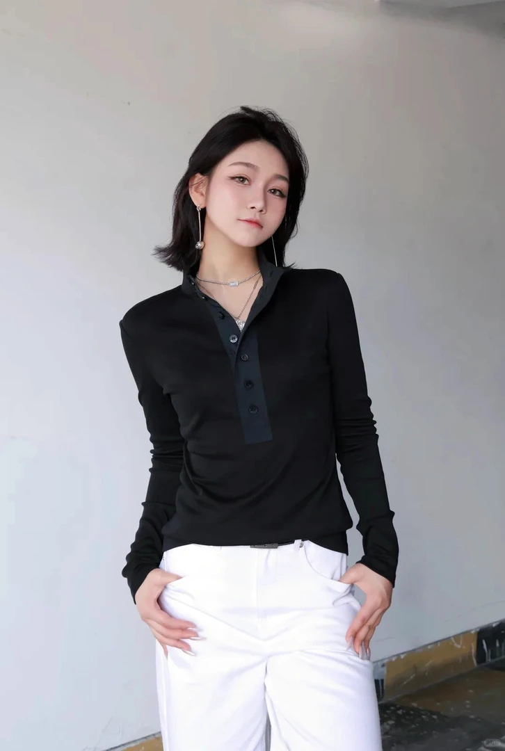 【商场同款】2025早秋款纽扣立领长袖T恤女修身显瘦长袖上衣530067