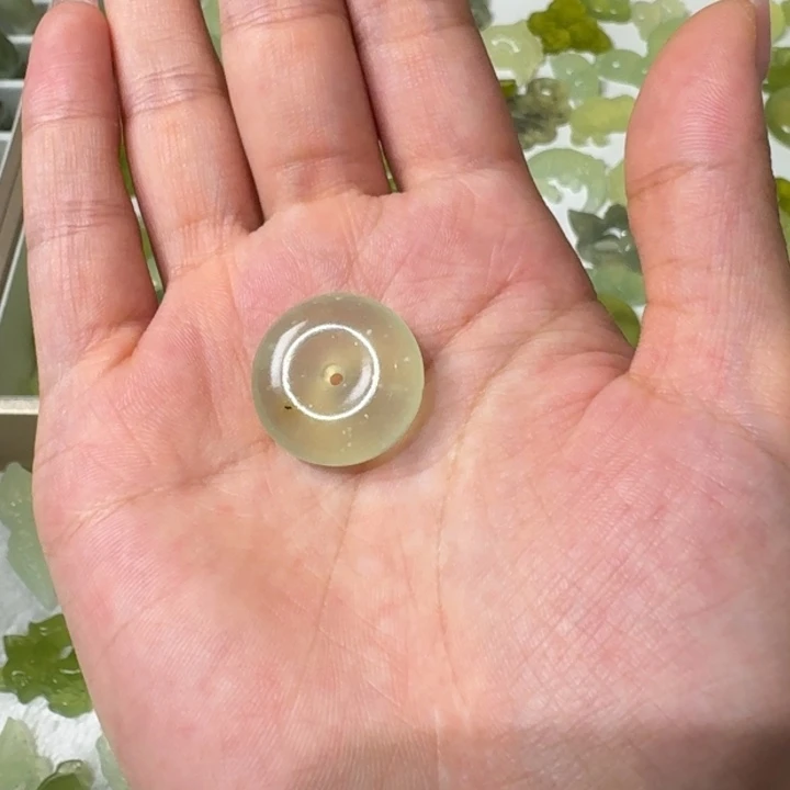 蛇纹石玉未镶嵌吊坠(不含链)