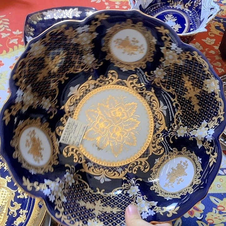 瓷片微瑕……………………………………