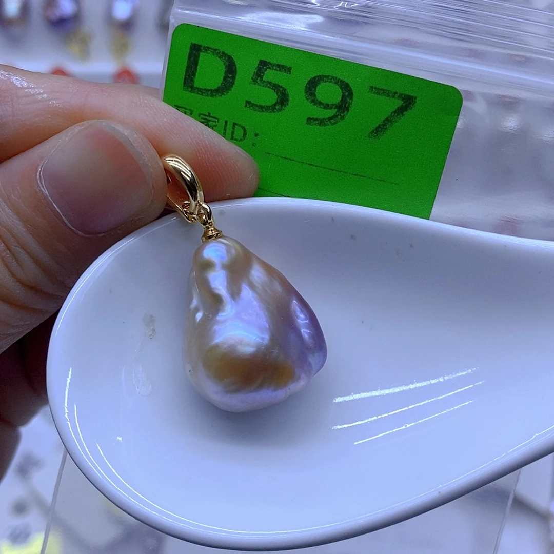 颈饰未镶嵌淡水珍珠