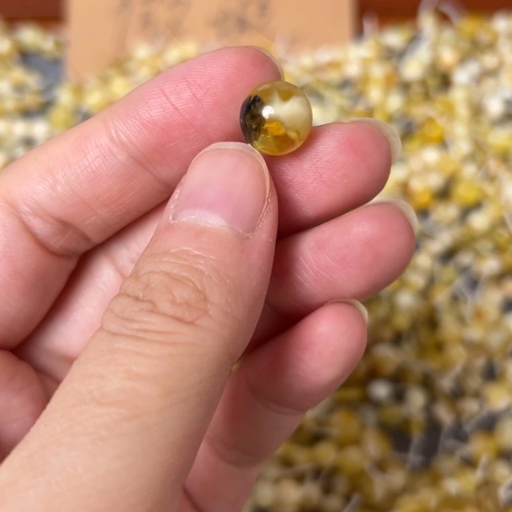 蜜蜡未镶嵌裸石10.1mm一个