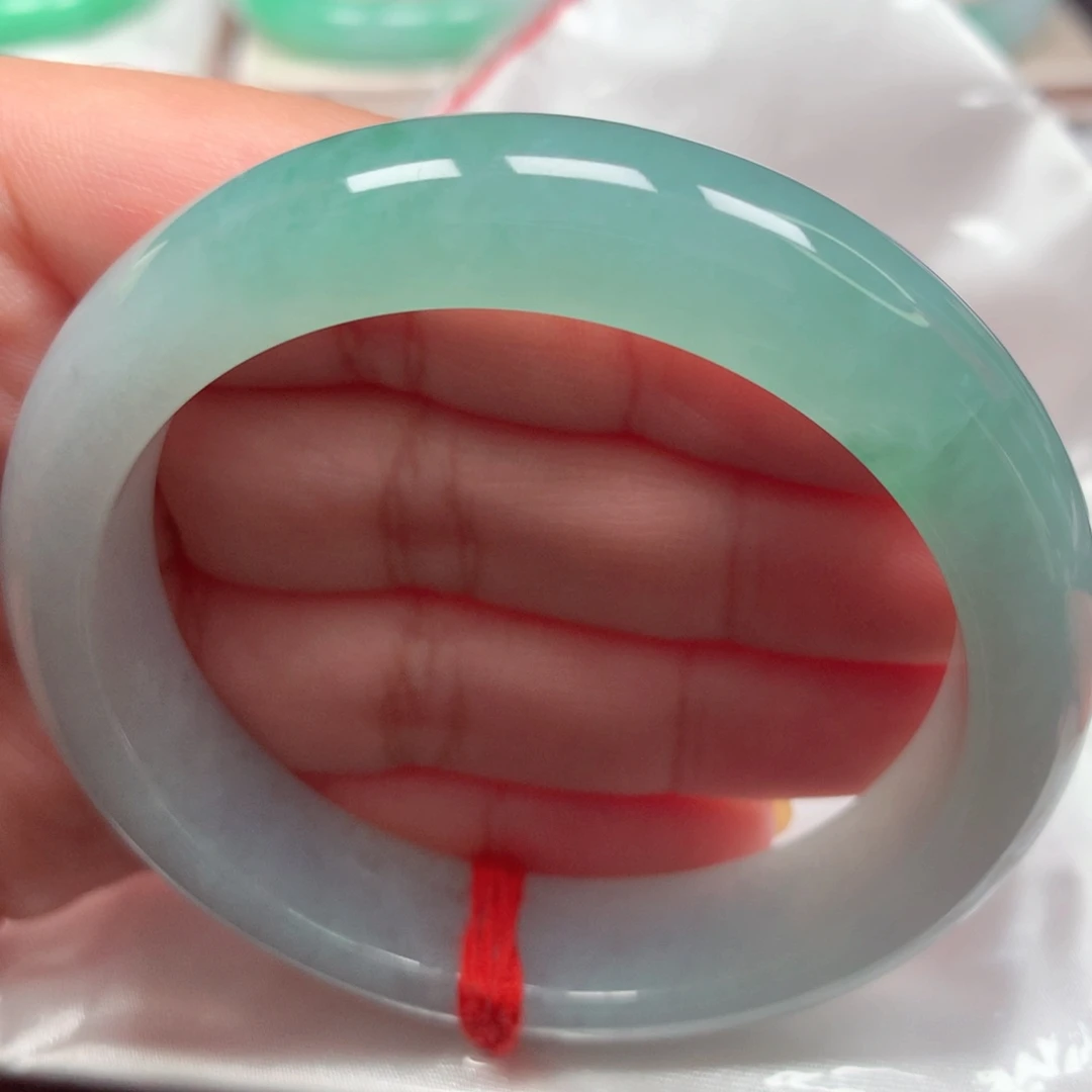 翡翠未镶嵌手镯21冰胶蓝有纹超美