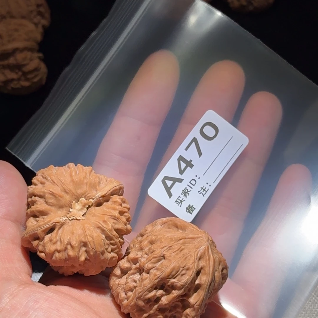 吊坠文玩核桃凹的470