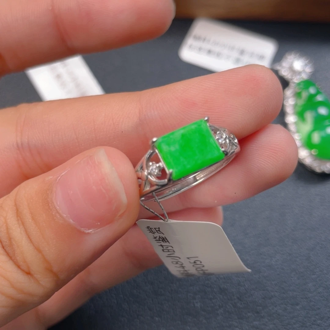 翡翠银S925镶嵌吊坠(不含链)j h j j