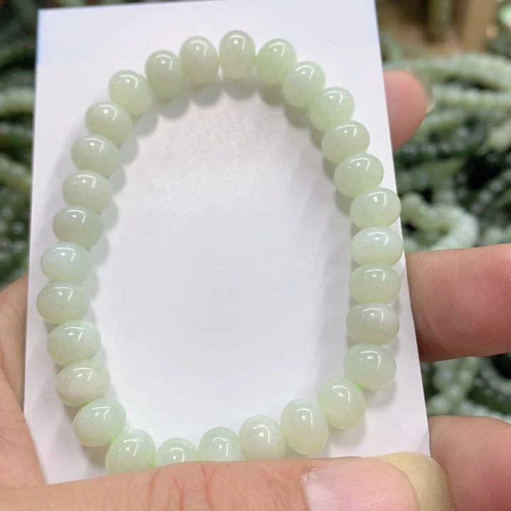 熟***人和田玉未镶嵌珠宝奇石