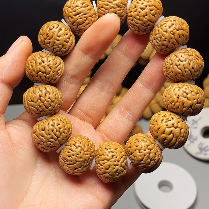 @***刷桃核吊坠桃核手串