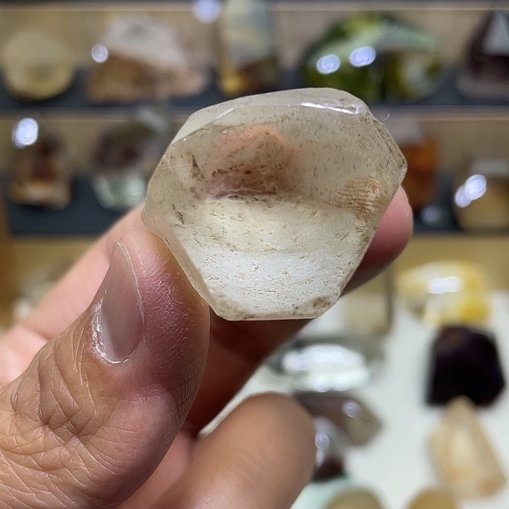 未镶嵌水晶大型摆件（非配饰）