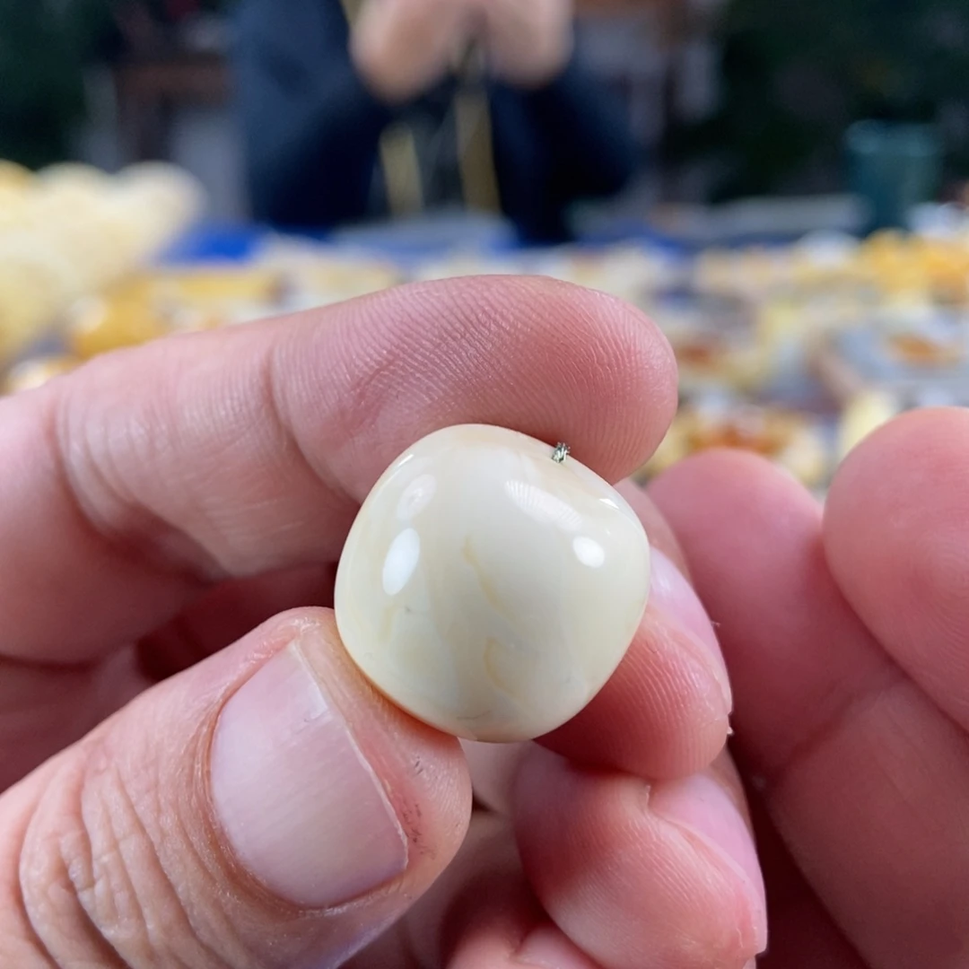琥珀未镶嵌珠宝奇石17瓷白蜡墩子3.22